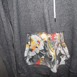 ON THE BAYAS GREY HOODIE WITH FLORAL FRONT POCKET
